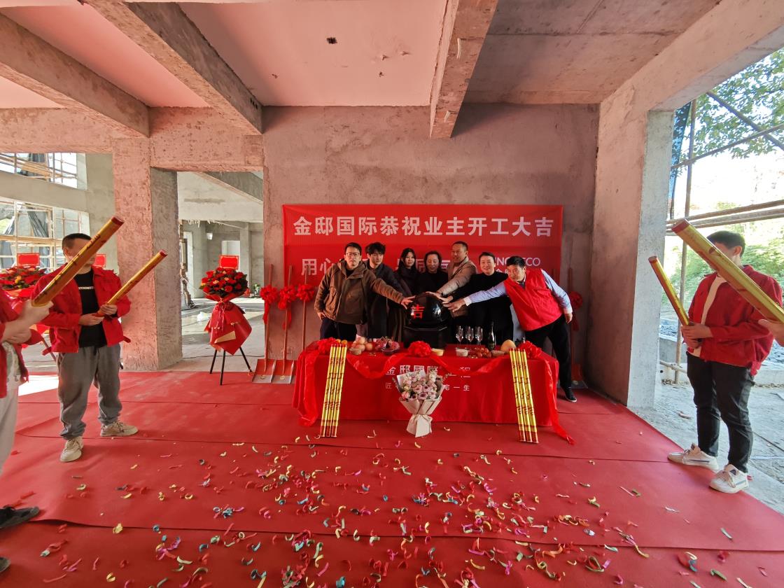 厲兵秣馬  展職業(yè)風采